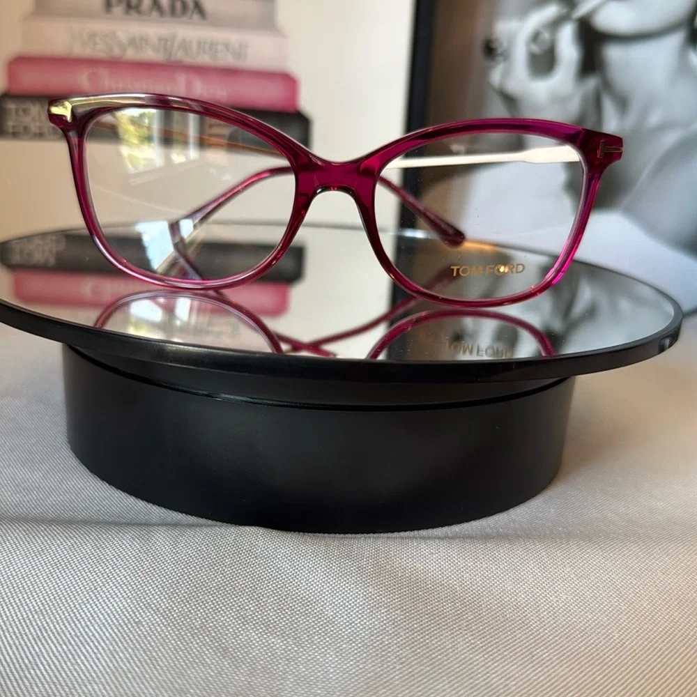 Tom Ford Pink Glasses Elegant Accessories full inclusion. / NWT
